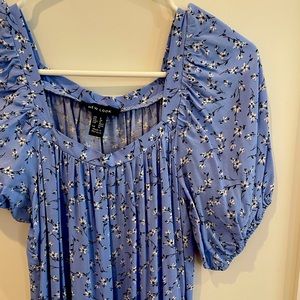 Never Worn Floral Maxi Dress- size 4